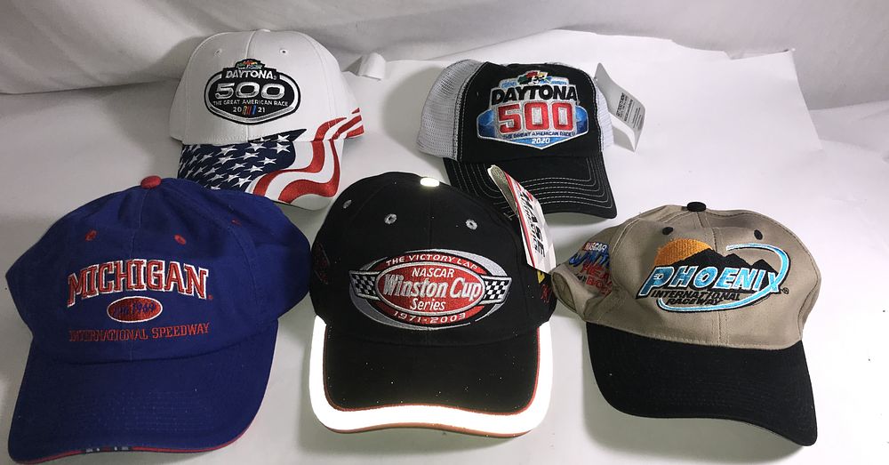 Lot 3599: Racing Tracks Hats -Daytona 500, Phoenix, Michigan