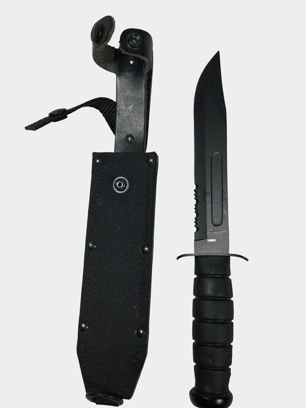 Lot 96a: Stainless Steel Fixed Blade Tactical Survival Knife with Integrated Pommel Compass