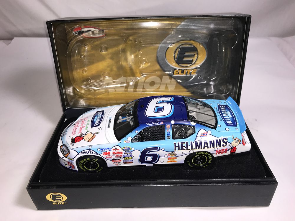 Lot 569: Elite Bill Elliott 2005 Charger 1 of 288 LE