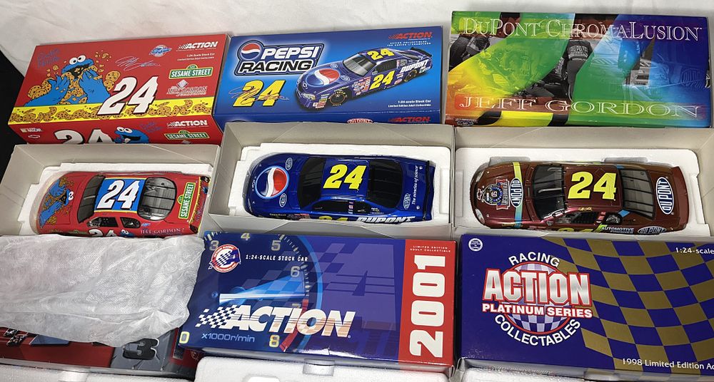 Lot 738: Jeff Gordon 3 Car Collection Diecast