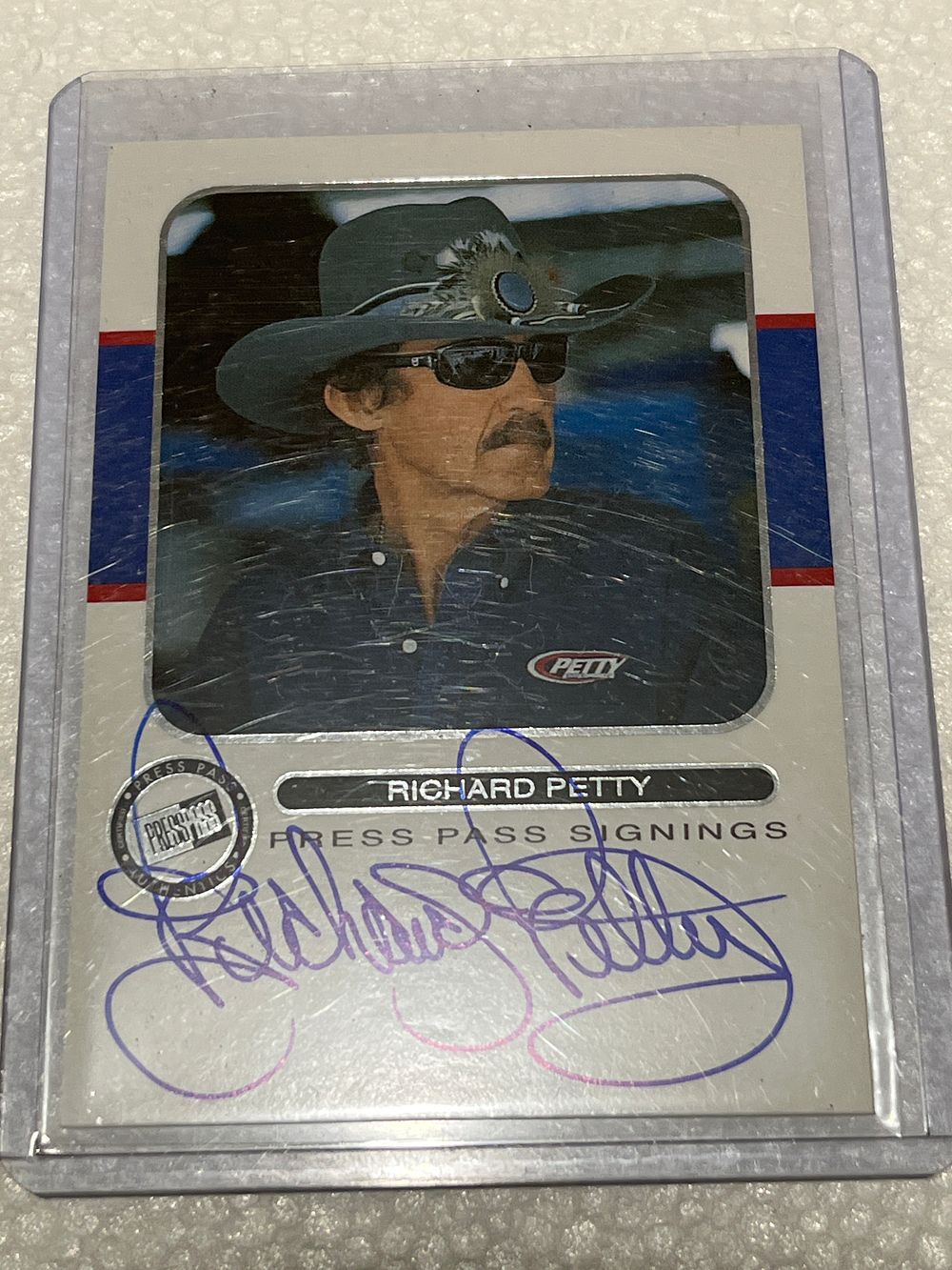 Lot 61: Richard Petty Press Pass Signings Card