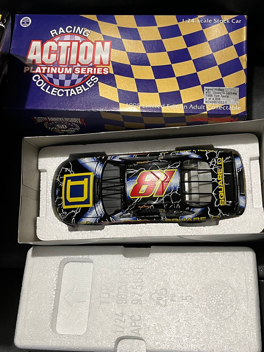 Lot 41: Kenny Wallace 1998 Ford Taurus Die-Cast