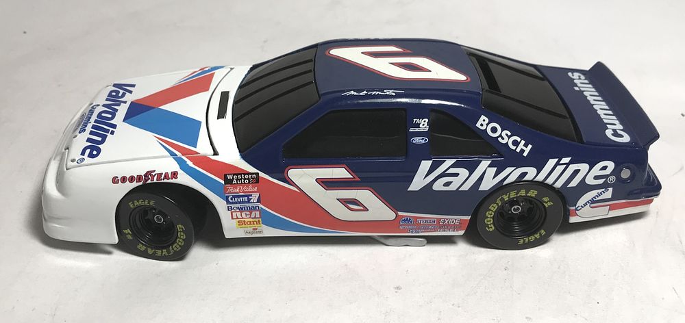 Lot 44: Mark Martin 1:24 Stock Car Collectible Bank in box