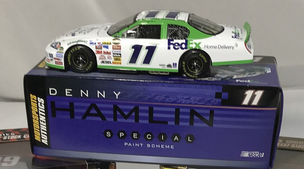 Lot 829a: Denny Hamlin SPECIAL Paint Scheme '06 Monte Carlo