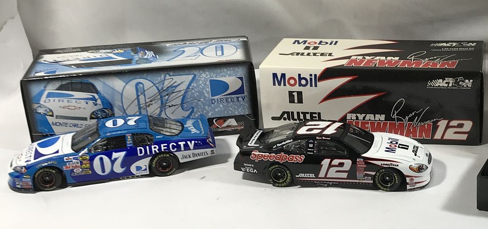 Lot 822a: 1:24 Scale Diecast Collectible Race Cars (2)
