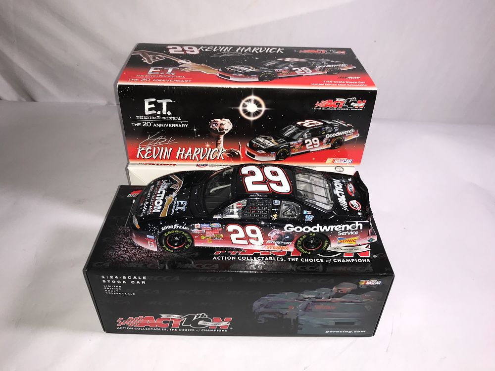 Lot 535: Kevin Harvick #29 2002 Monte Carlo Club Car Bank
