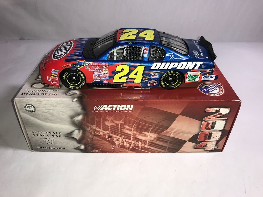 Lot 556: Jeff Gordon #24 2004 Monte Carlo Limited edition