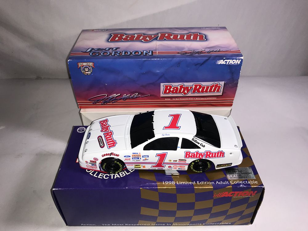 Lot 566: Jeff Gordon #1 Baby Ruth 1992 Ford Thunderbird