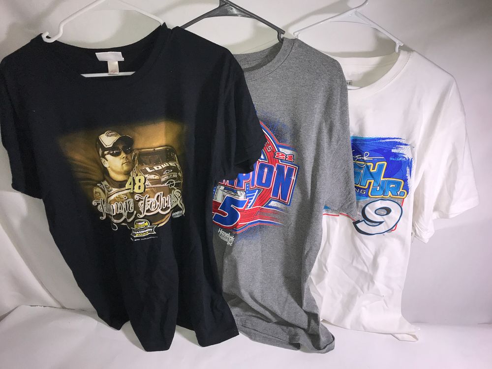 Lot 613: 3 pair NASCAR T-shirts size L