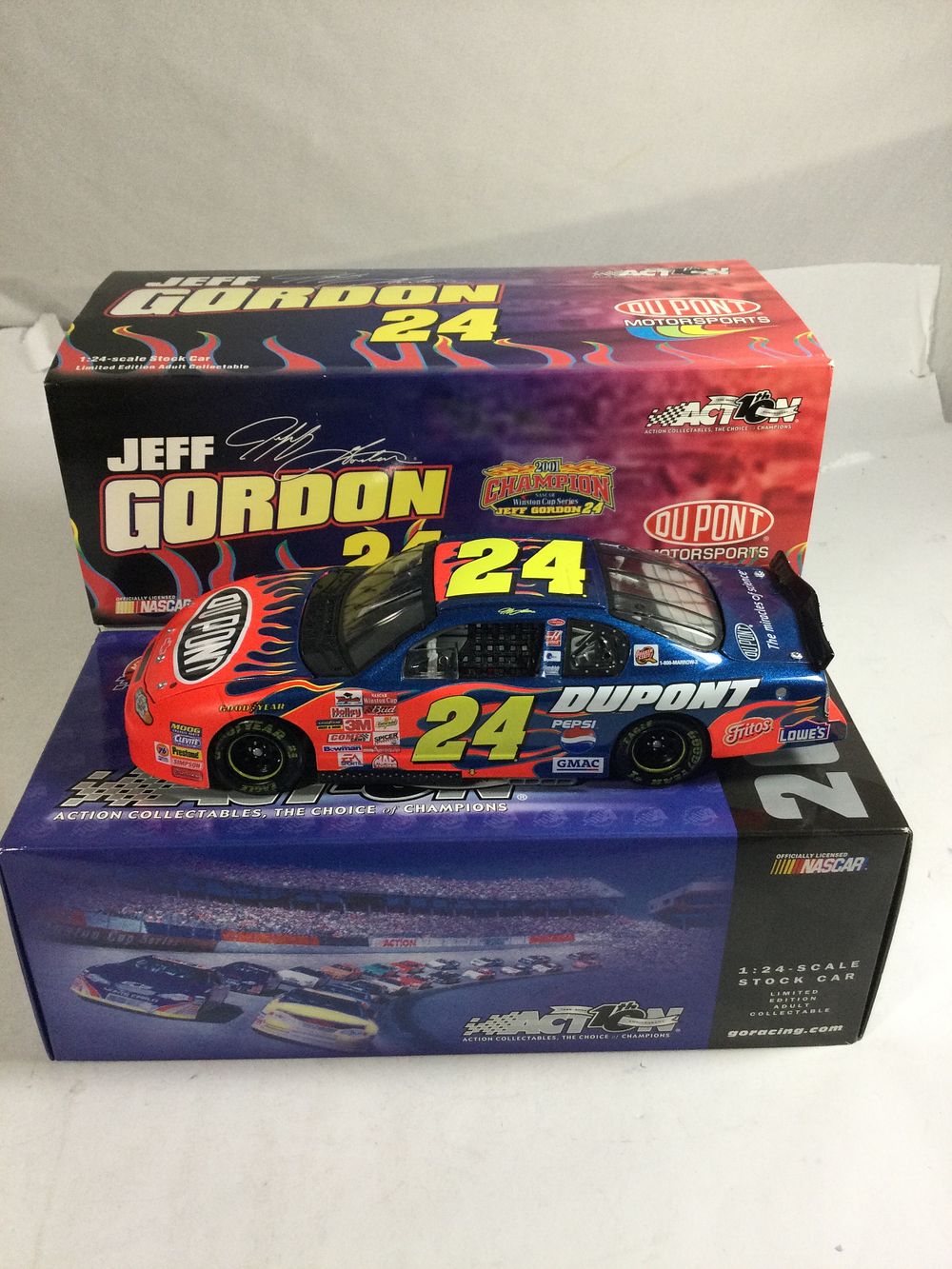 Lot 805: Jeff Gordon 2002 Monte Carlo Limited Edition