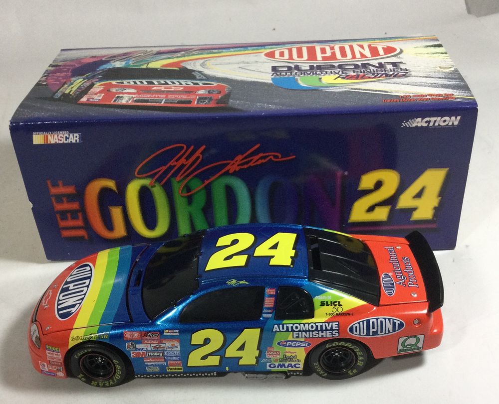 Lot 808: Jeff Gordon #24 DuPont 1999 Monte Carlo Die-cast