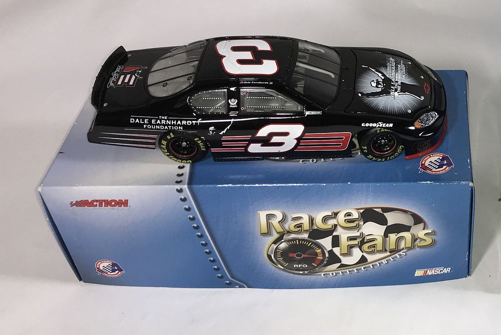 Lot 812: Dale Earnhardt Jr. Foundation 2003 Monte Carlo