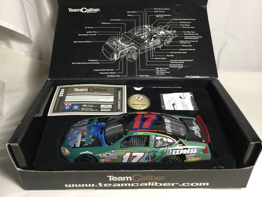 Lot 933: Matt Kenseth 2004 Ford Taurus Team Caliber
