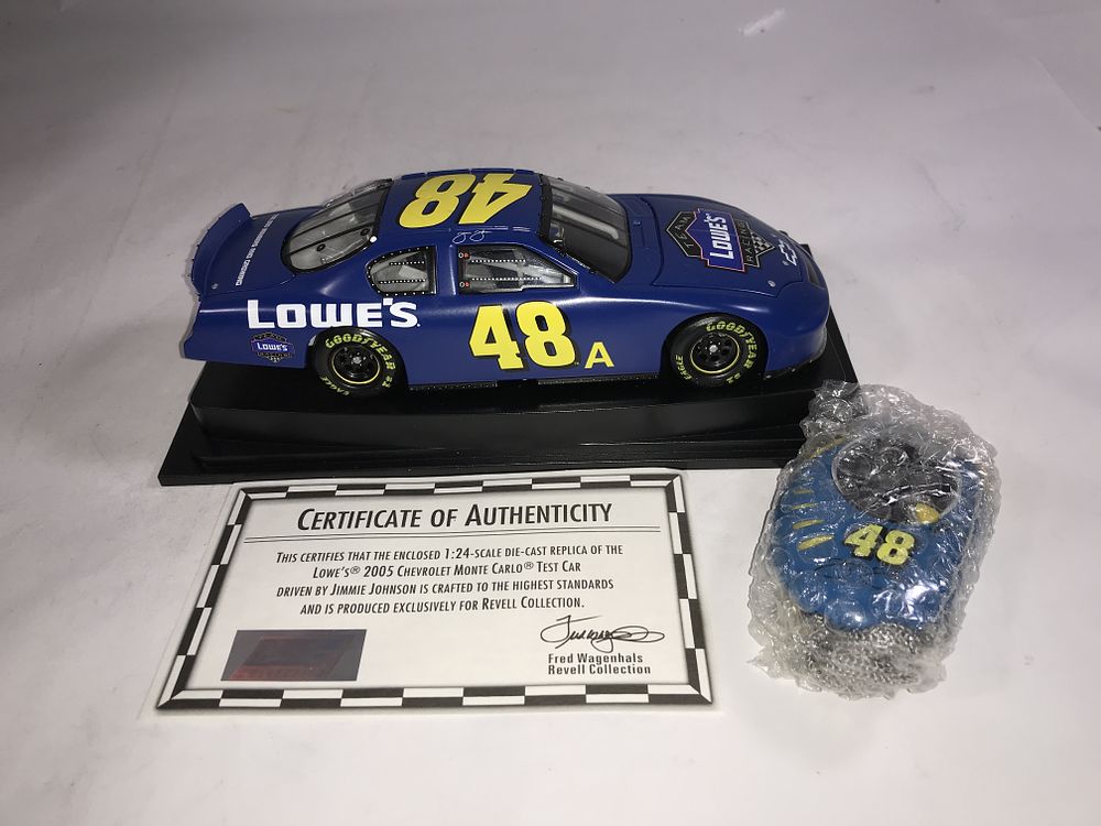 Lot 1025: Jimmie Johnson #48 2005 Test Car Diecast 1 of 744