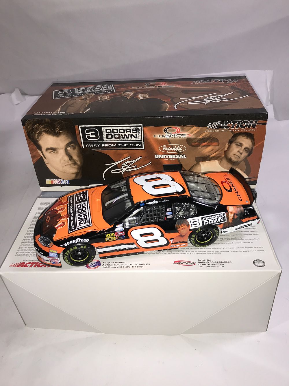 Lot 1052: Tony Stewart 2003 Monte Carlo 3 Doors Down