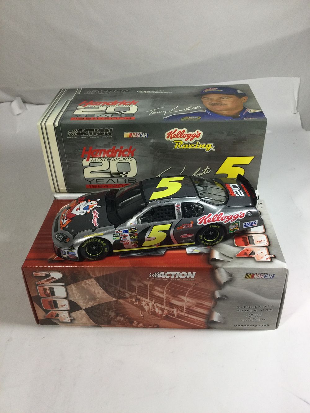 Lot 1083: Terry Labonte 2004 Monte Carlo Limited Ed.