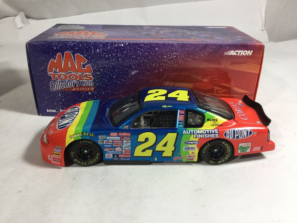 Lot 1144: Jeff Gordon #24 MAC Tools 2000 Monte Carlo
