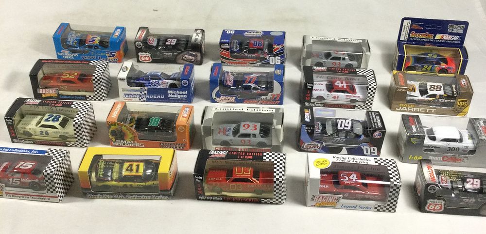 Lot 1355: 20 toy race cars all sealed packages