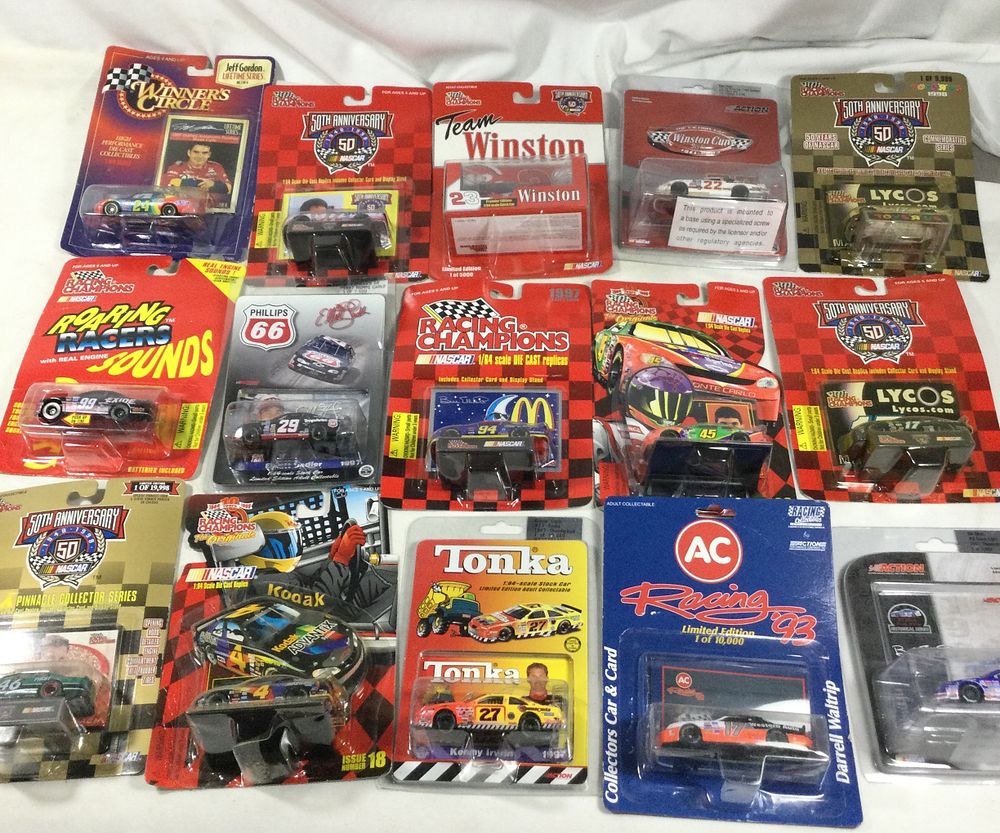 Lot 1358: 15 toy race cars all sealed packages