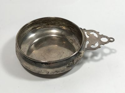 Sterling Old Wallingford Porringer. Bowl measures 6 1/2 inches at the handle, by 4 1/2 inches 