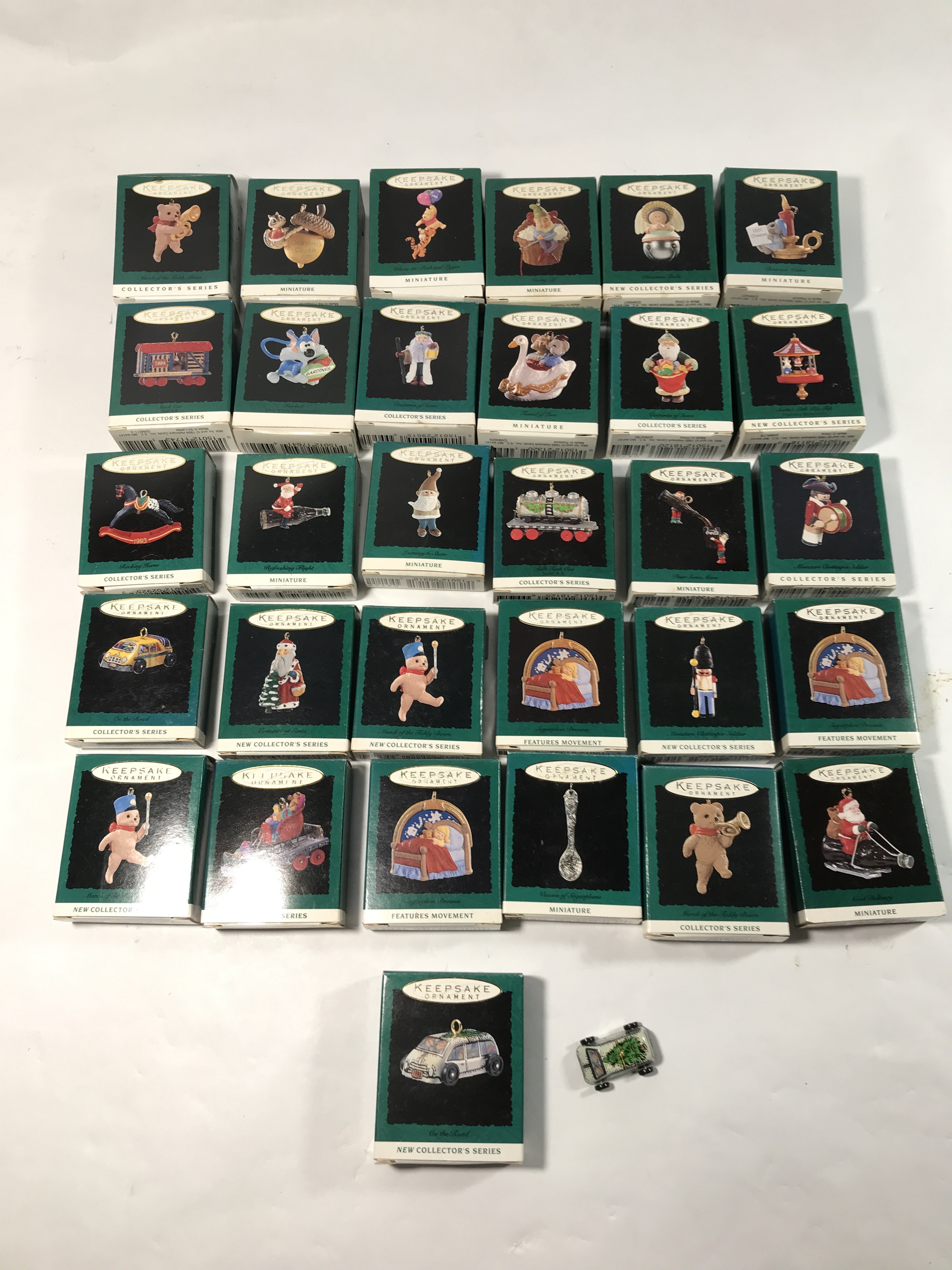 Keepsake miniature ornament collector series