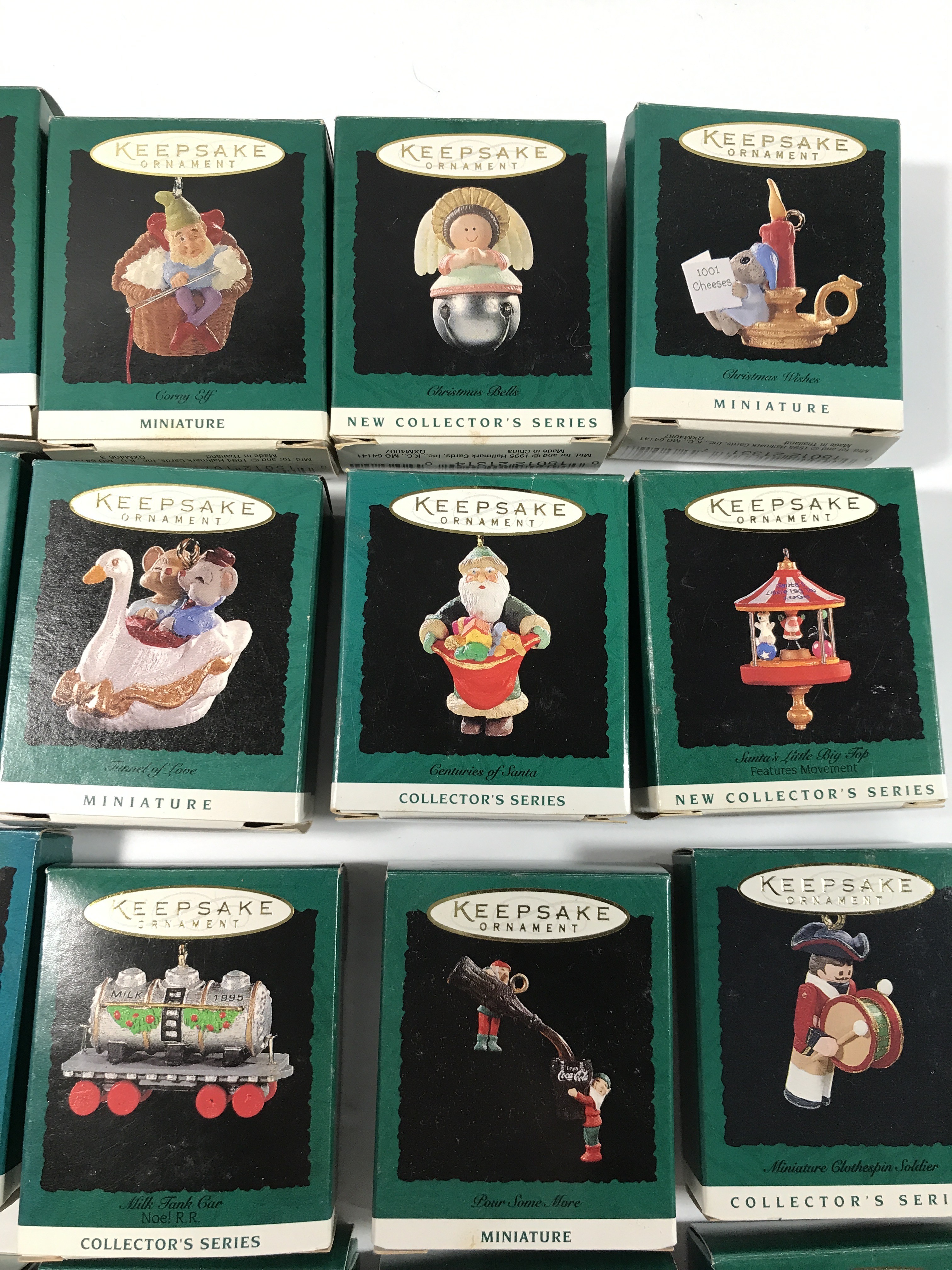Keepsake miniature ornament collector series