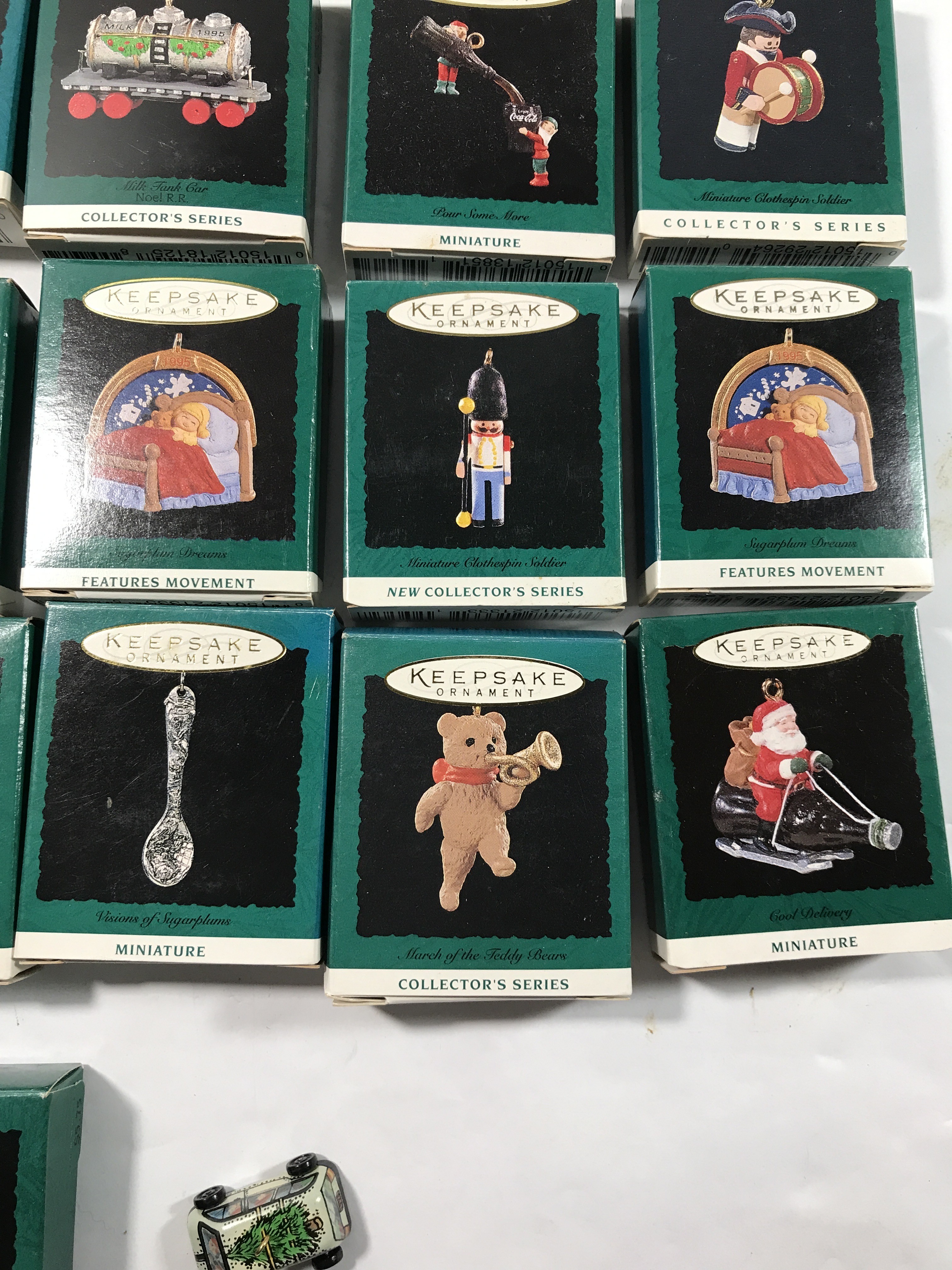 Keepsake miniature ornament collector series