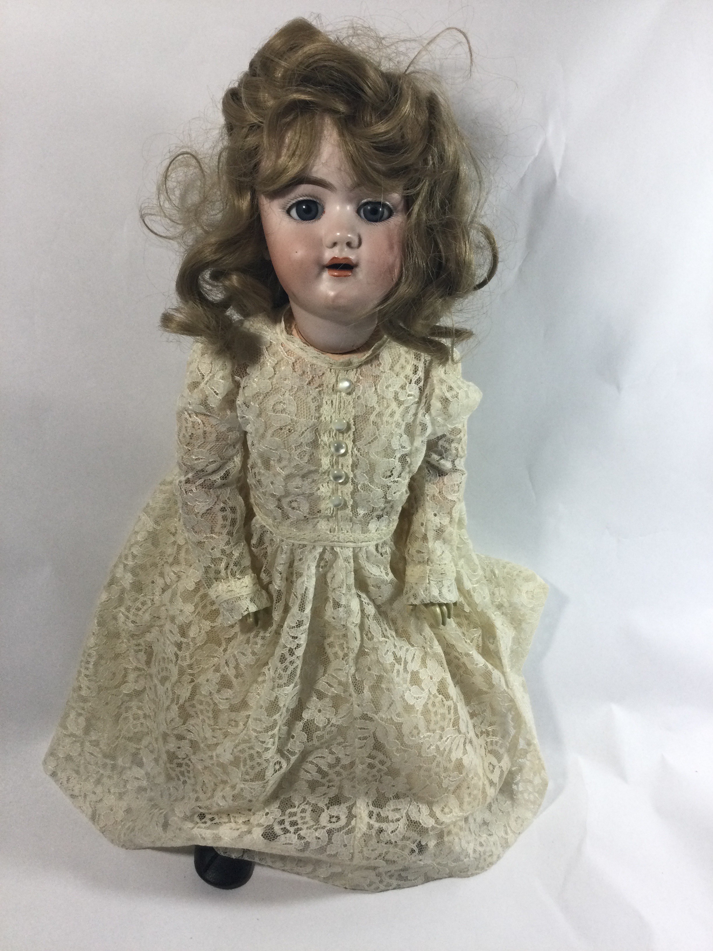Antique Heinrich Handwerck German Doll