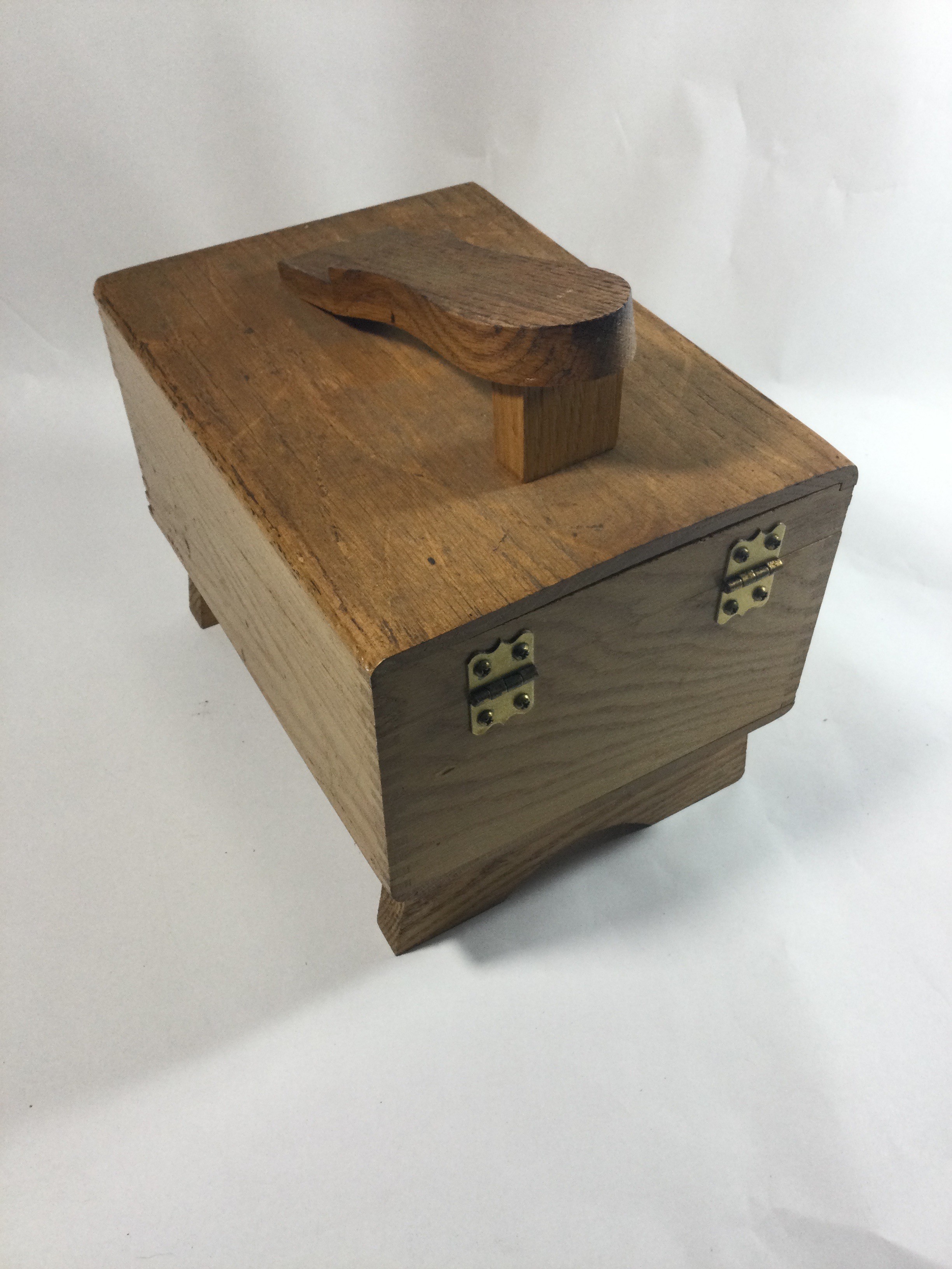 Vintage Griffin Shine Master Shoe shine box