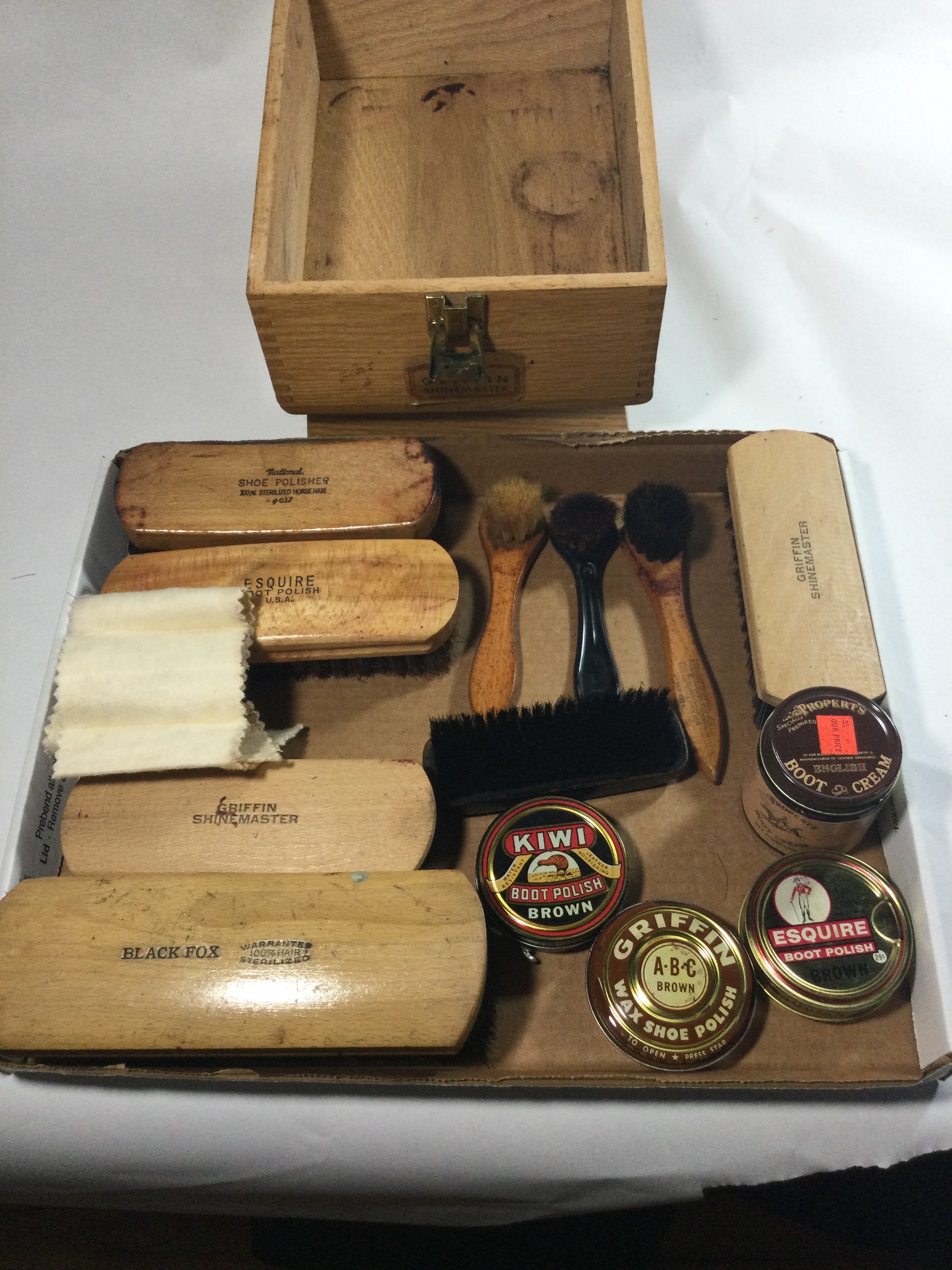 Vintage Griffin Shine Master Shoe shine box