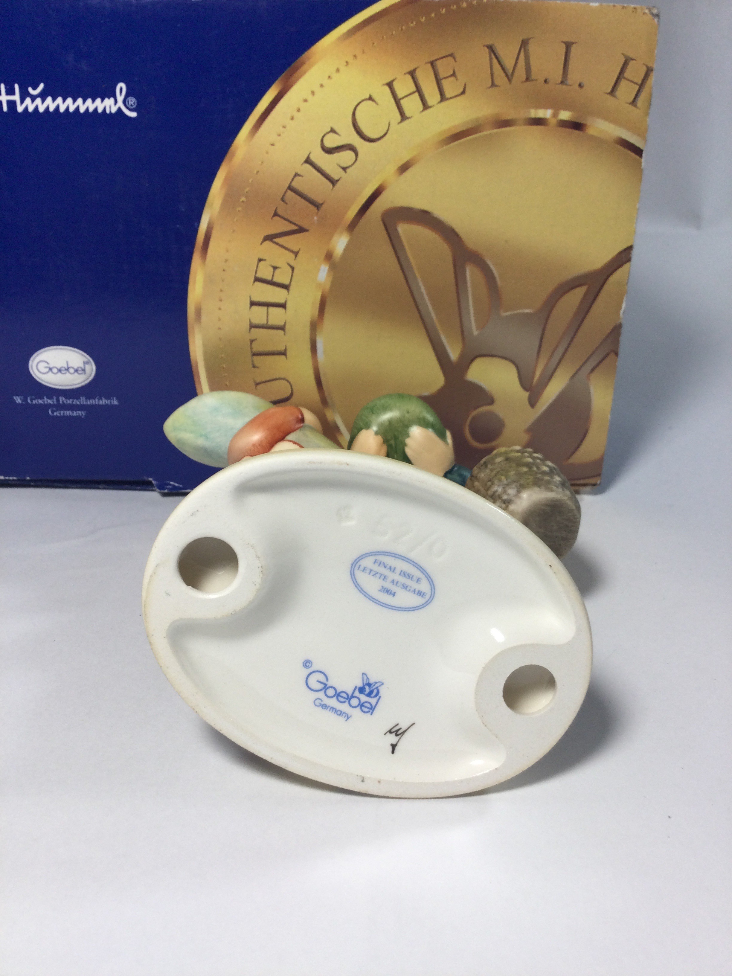 Vintage Goebel MI Hummel figurine Going to Grandma