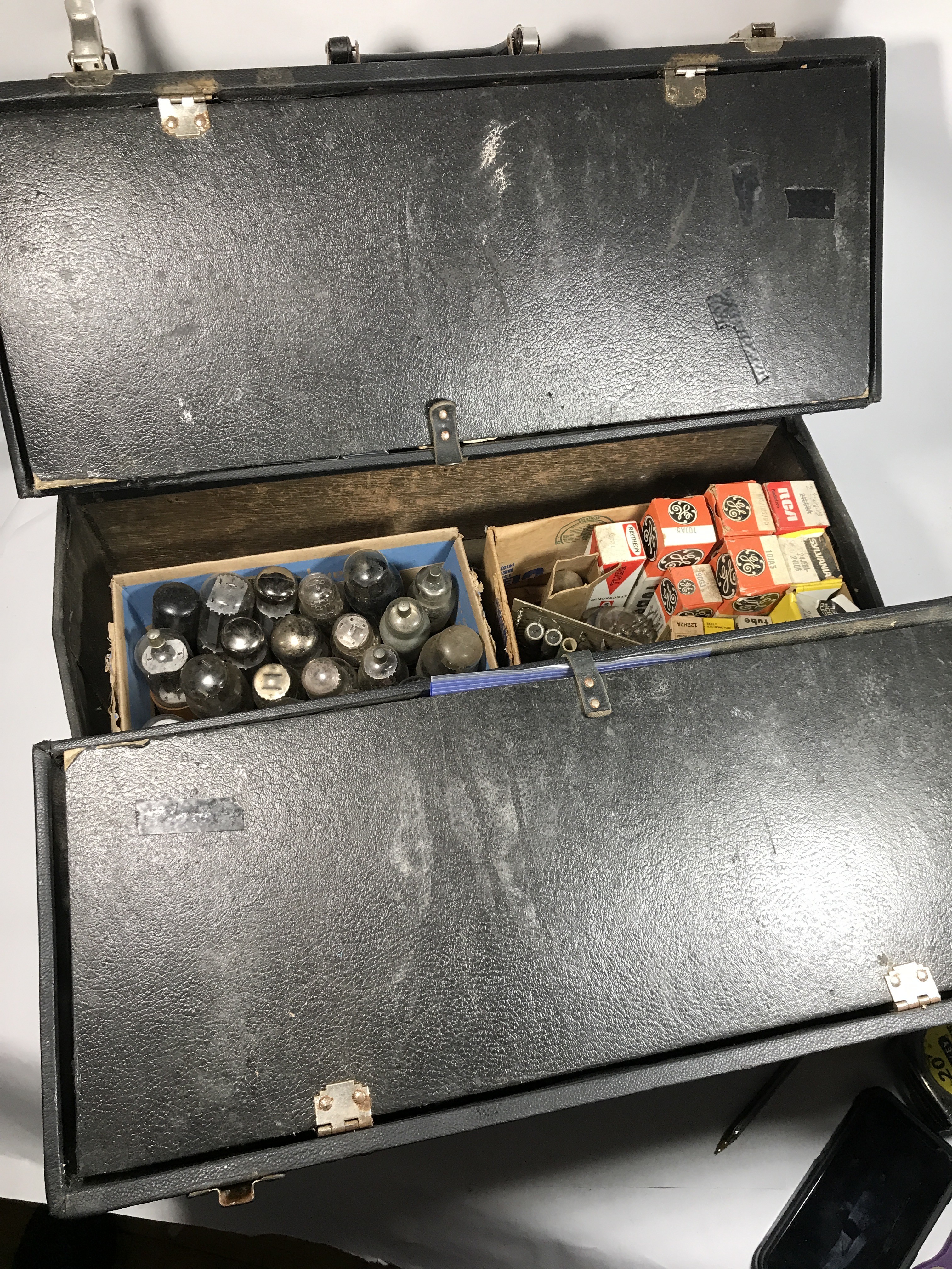 Vintage Sylvania Repairman Travel Case