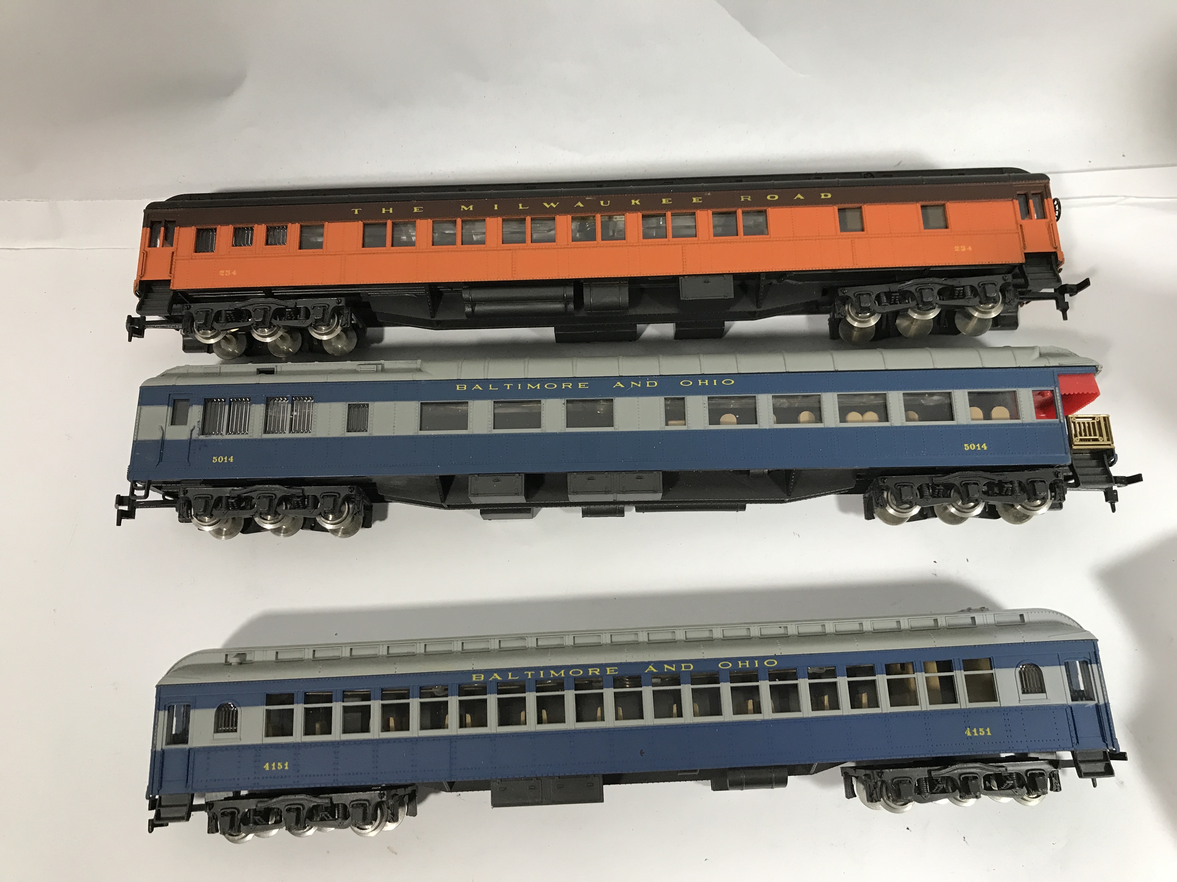 HO Scale Train Set