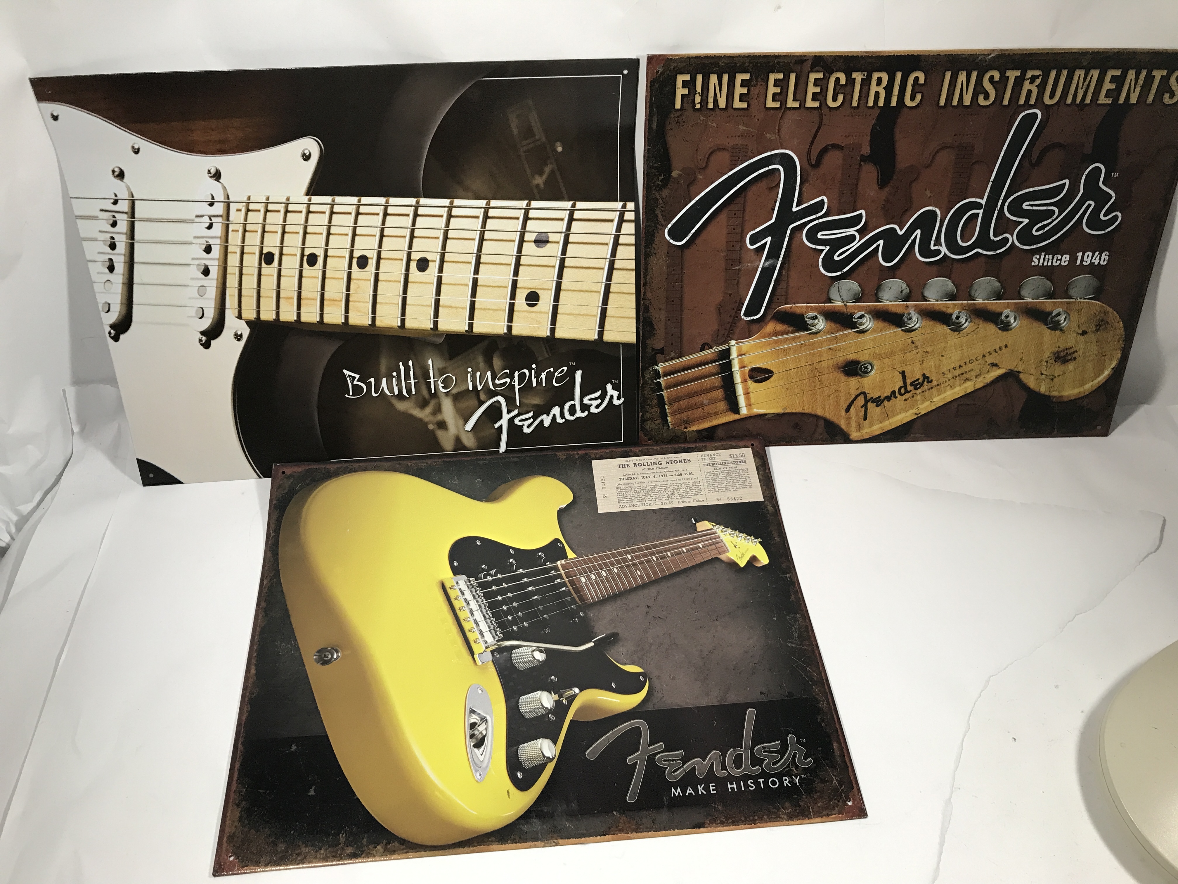3 Tin FENDER Signs