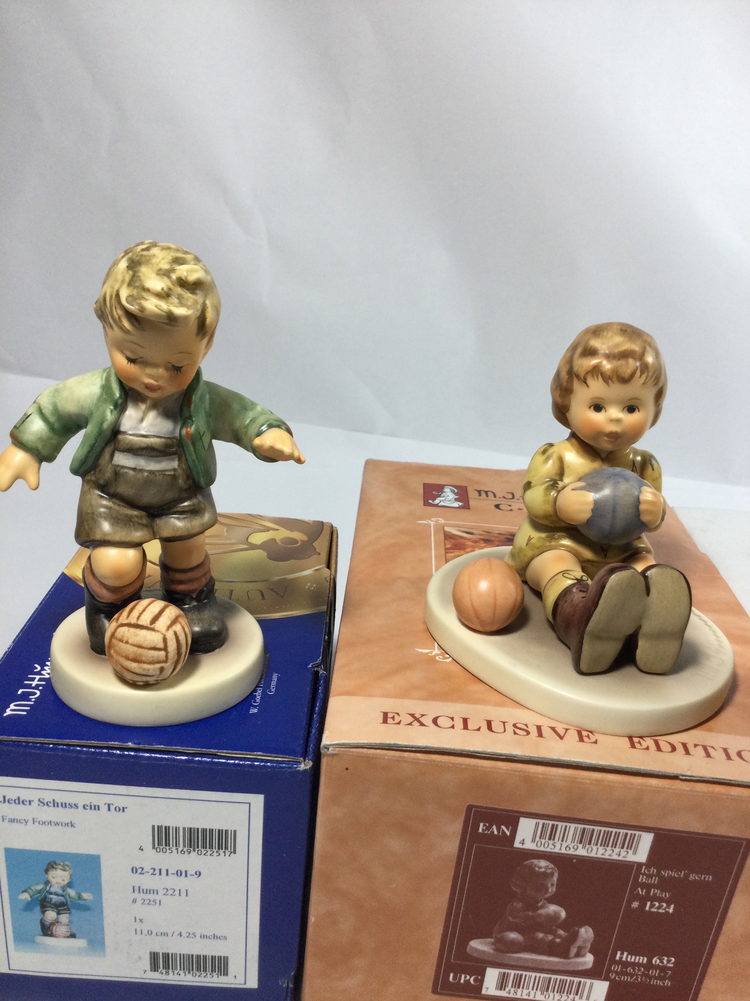 4 Collectible Hummel figurines