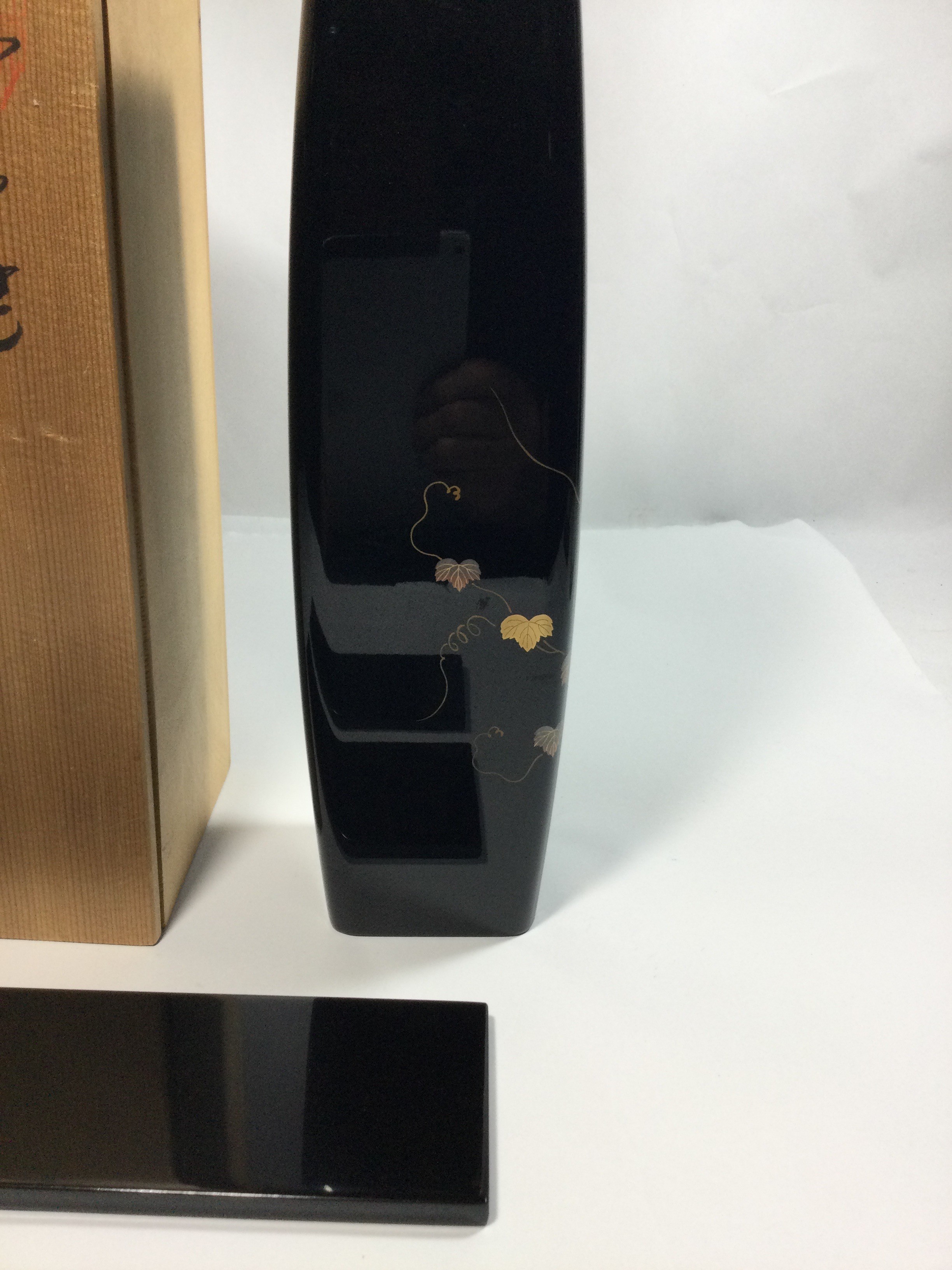 Vintage Japanese WAJIMA – NURI lacquerware vase