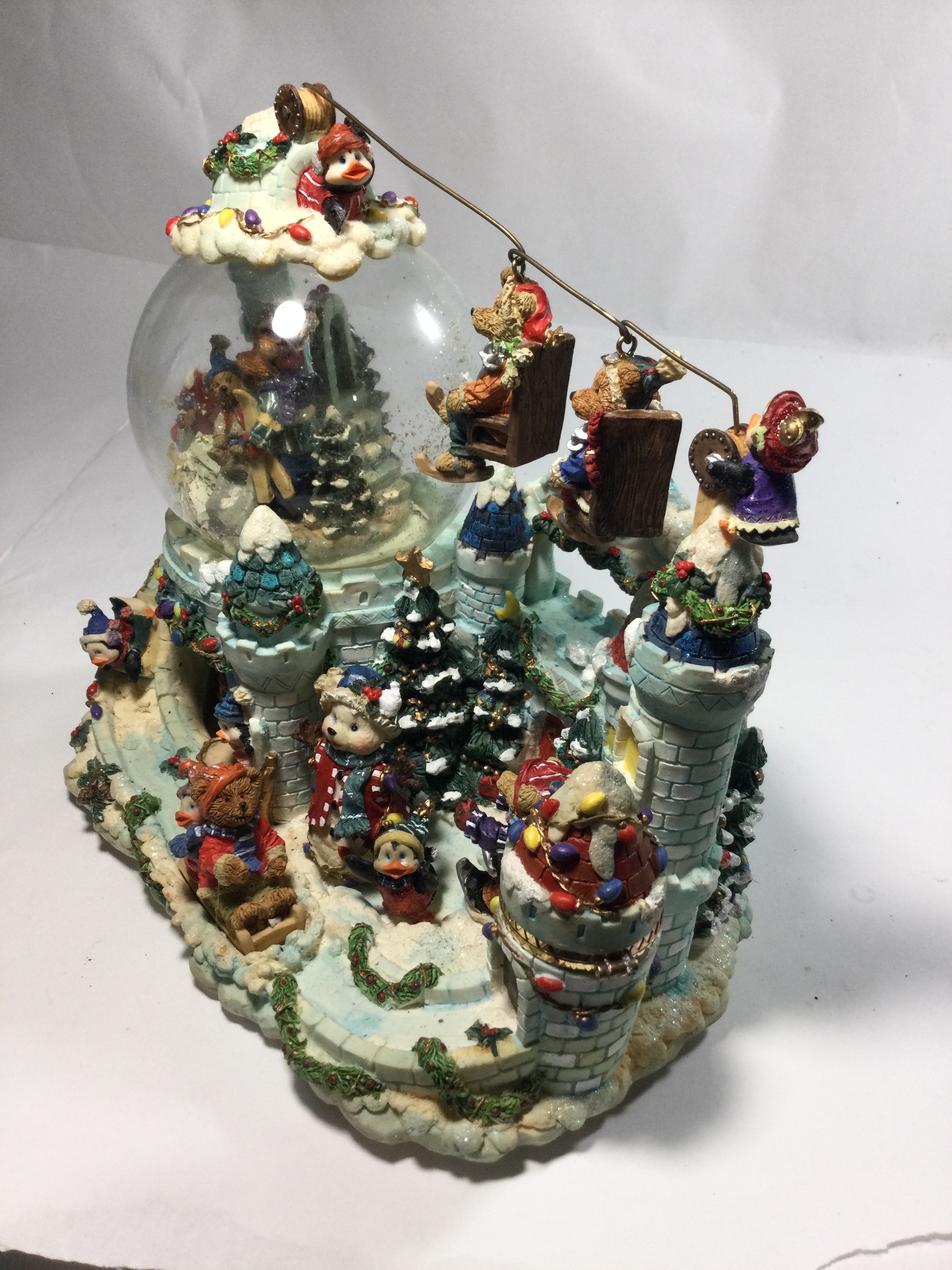 Brandur Noel musical water globe trinket box from