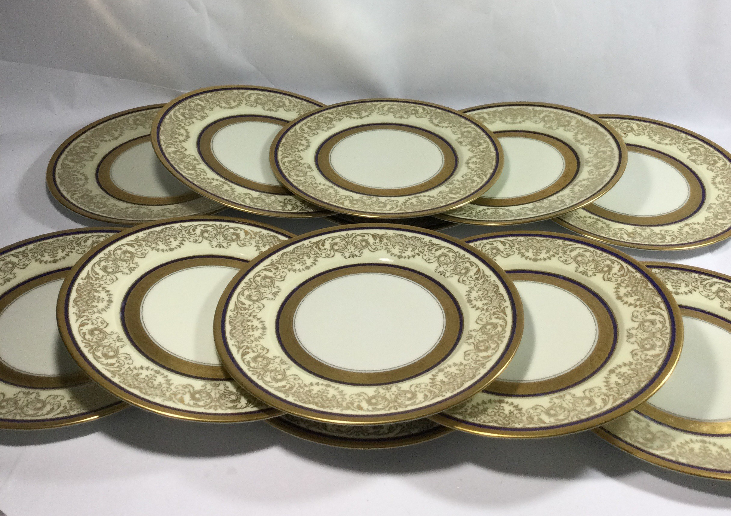 12 Vintage Bohemia Porcelain Plates