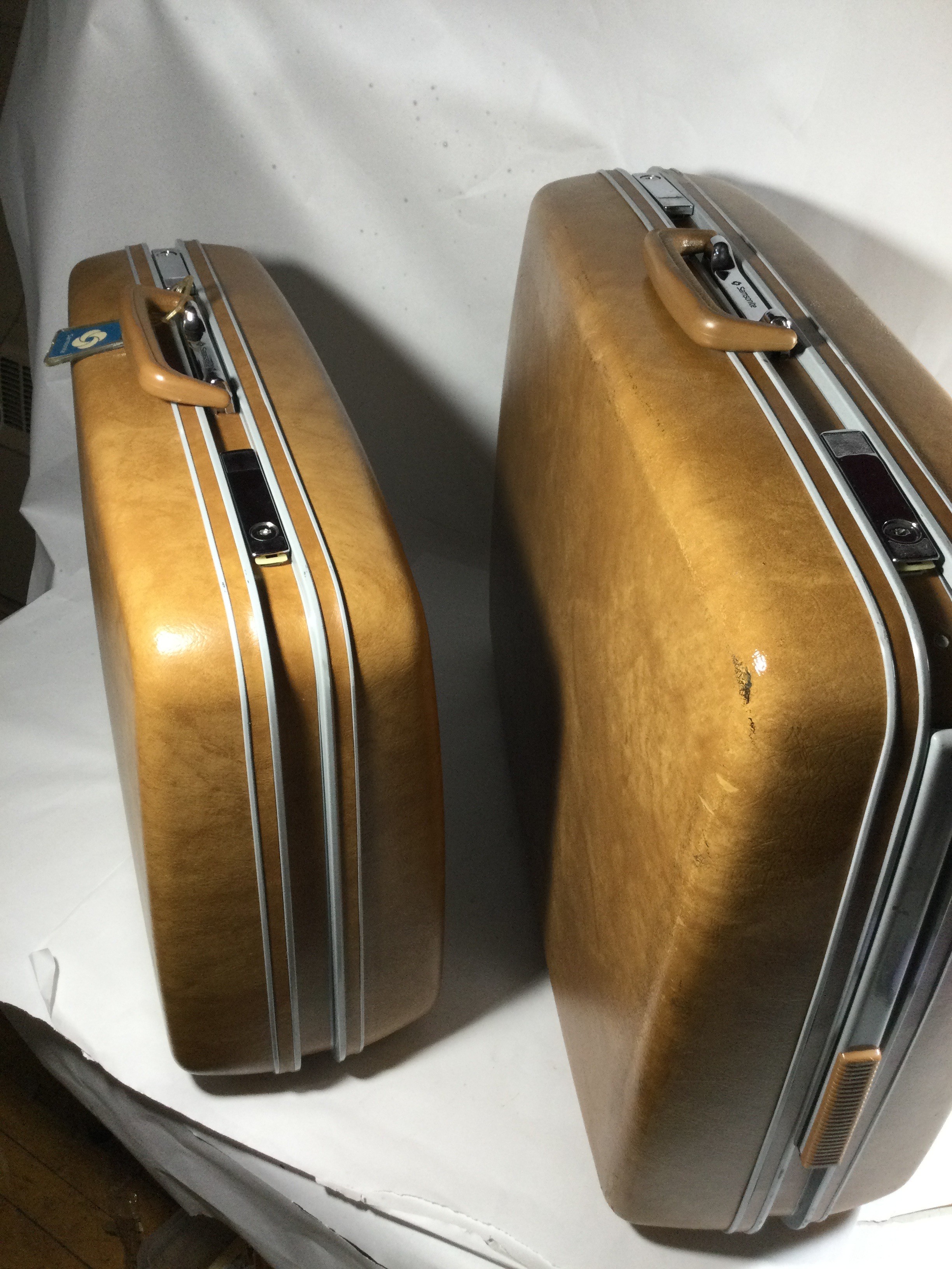 Vintage Samsonite profile hard side luggage