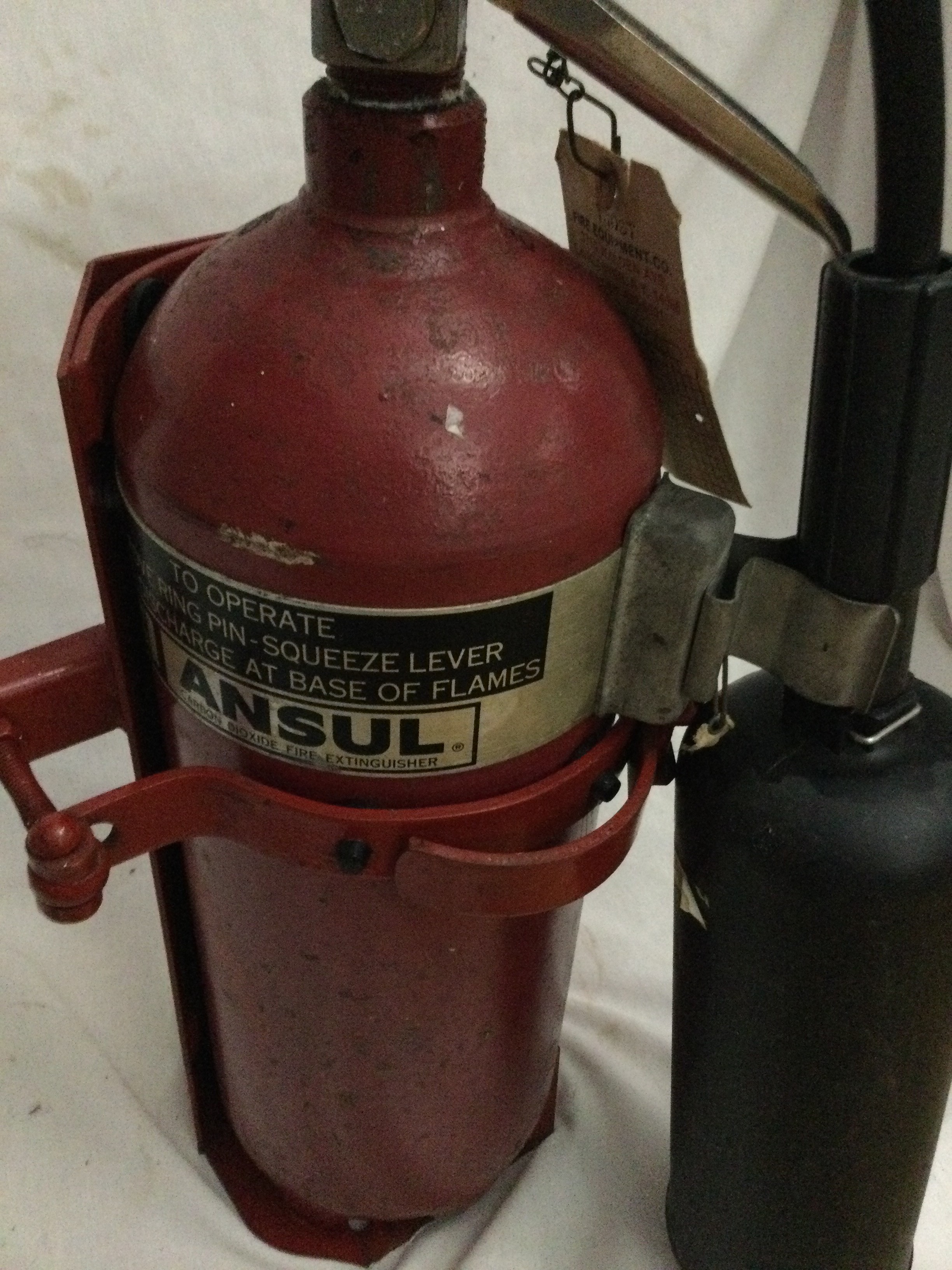ANSUL red line dry chemical fire extinguisher