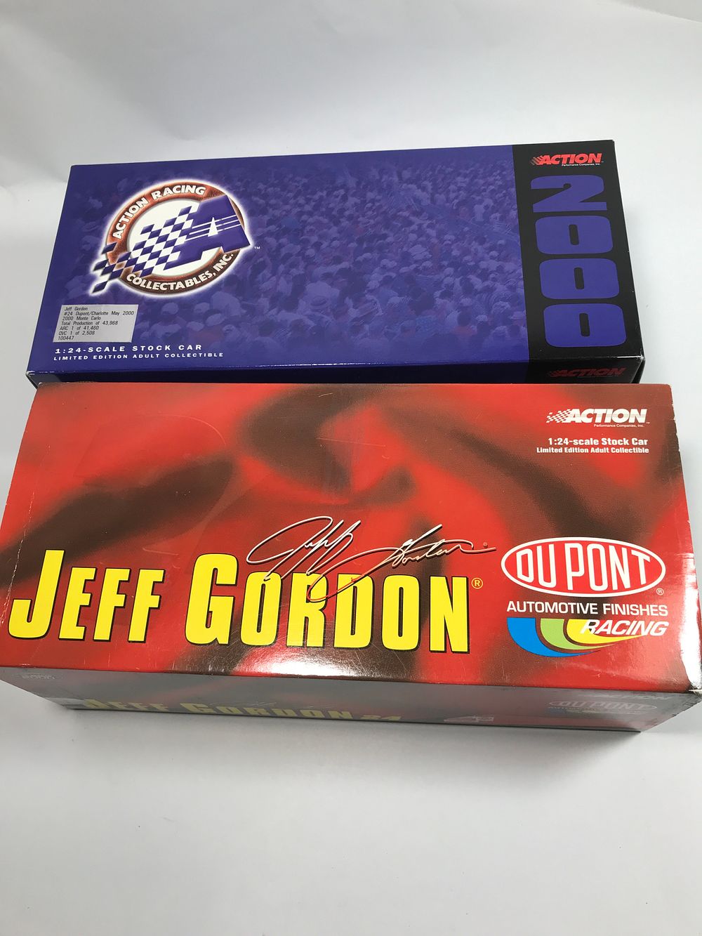 Lot 1005: Jeff Gordon Charlotte May 2000 Limited Edition