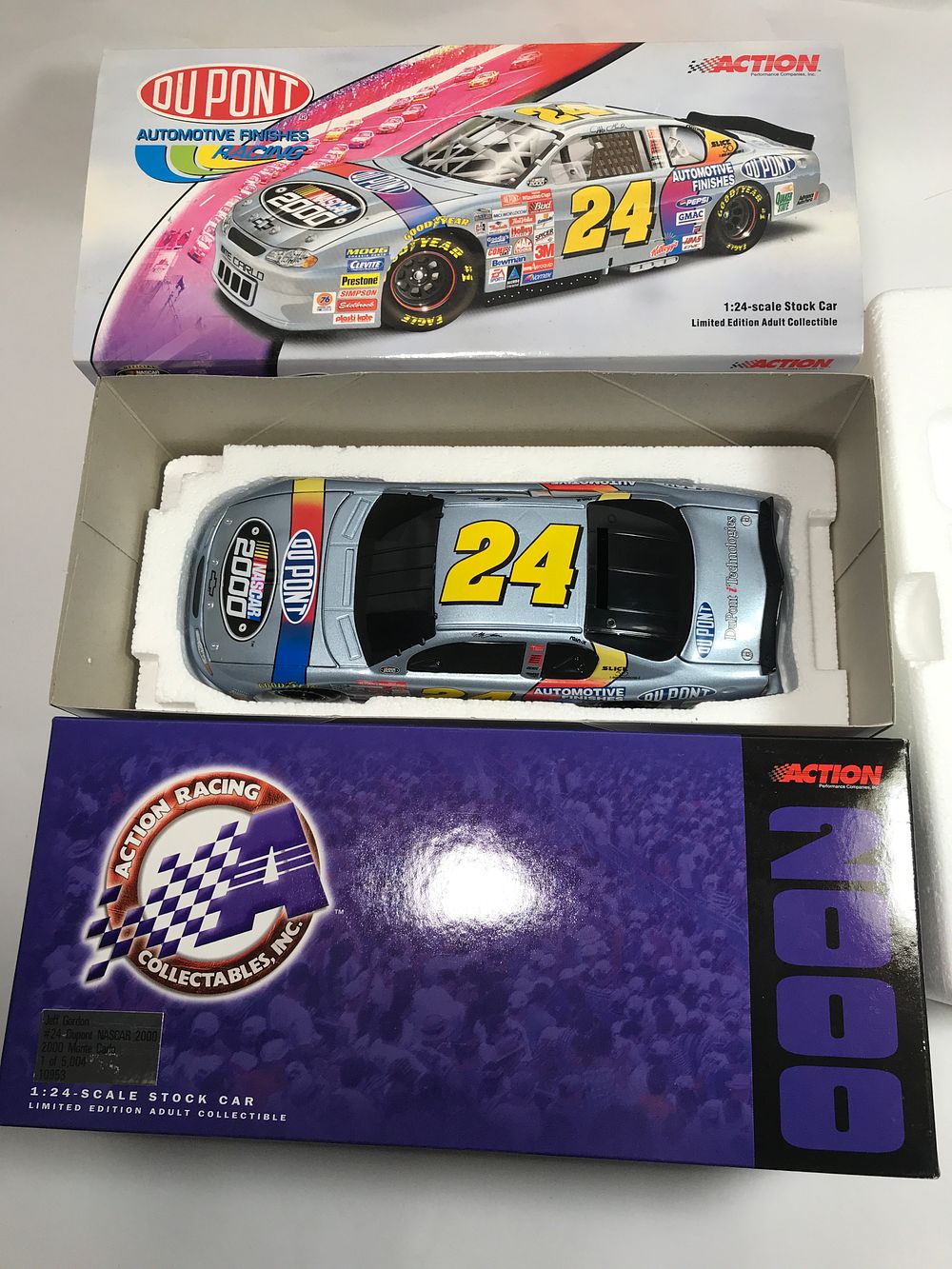 Lot 1012: Jeff Gordon #24 NASCAR 2000 Silver Paint