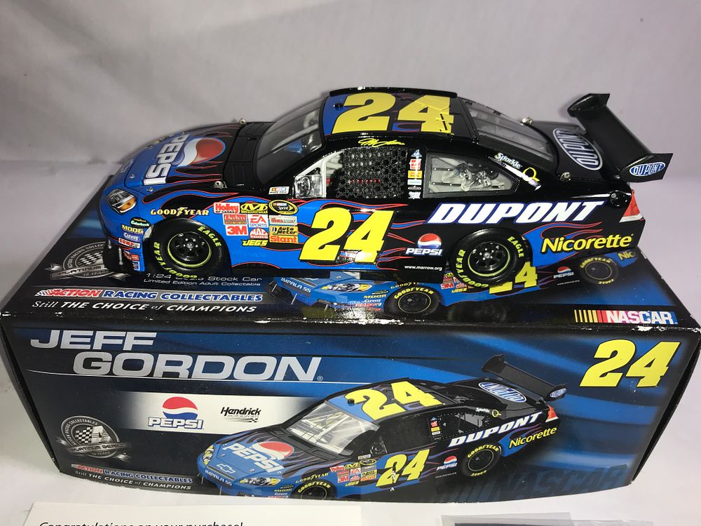 Lot 1035: Jeff Gordon # 24 Pepsi 2008 Impala SS LE