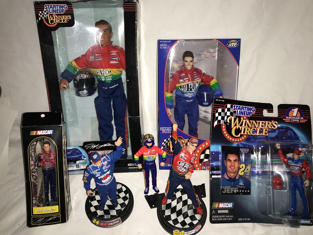 Lot 1040: Jeff Gordon Action Figure Collection
