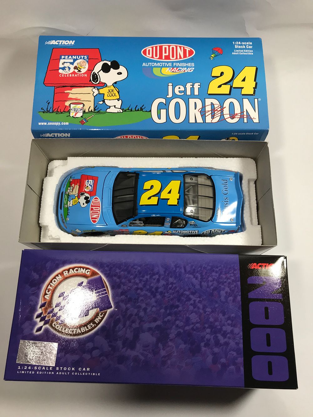 Lot 1053: Jeff Gordon #24 Joe Cool Snoopy Diecast