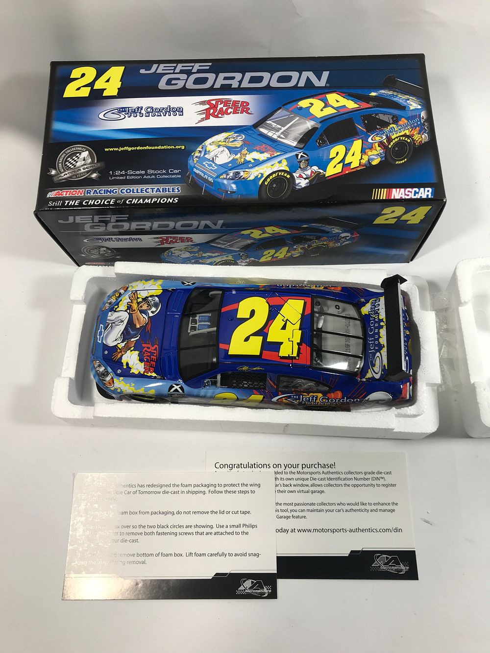 Lot 1069: 2008 Jeff Gordon #24 Foundation Speed Racer