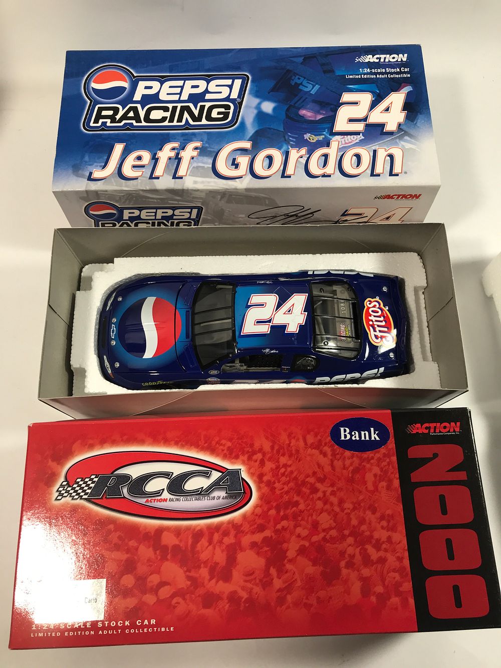 Lot 1078: Jeff Gordon #24 Pepsi 2000 Monte Carlo LE