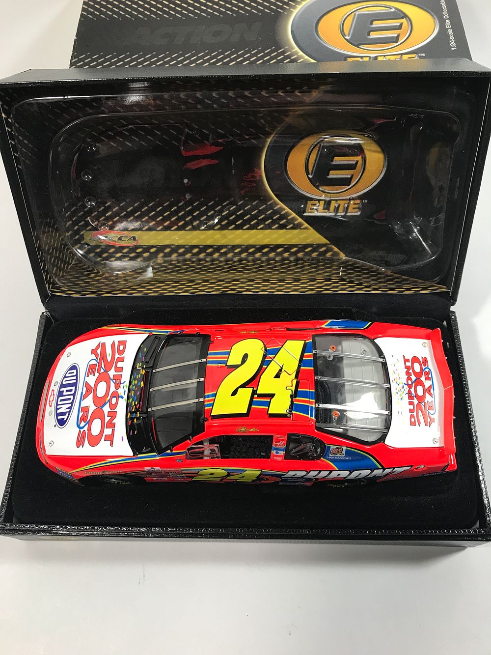 Lot 1079: Jeff Gordon #24 DuPont 200 Years Celebration