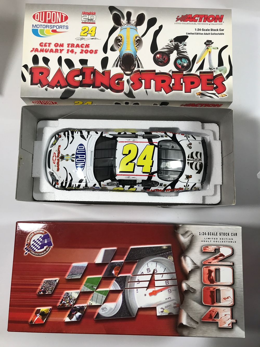 Lot 1098: Jeff Gordon #24 Racing Stripes 2004 Monte Carlo