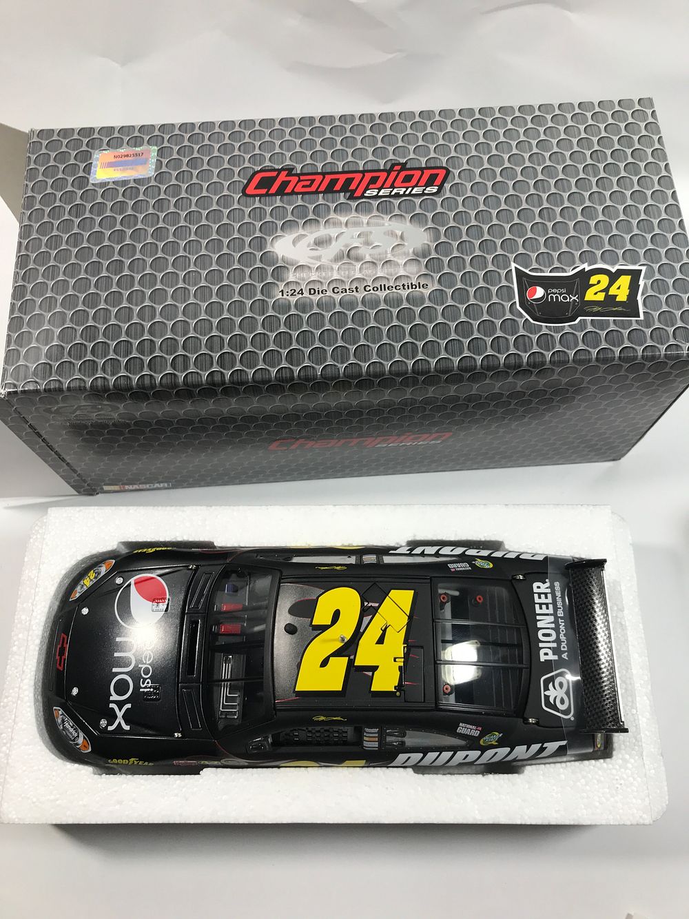 Lot 1116: Jeff Gordon #24 Pepsi Max Champion Series